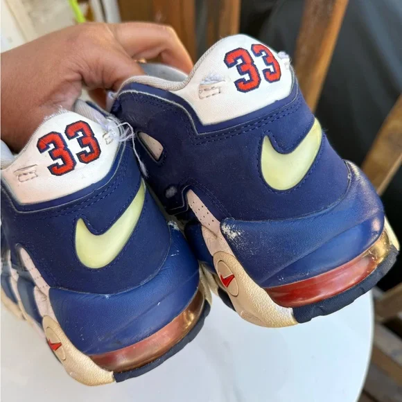 Nike White and Blue - Picture 4 of 11